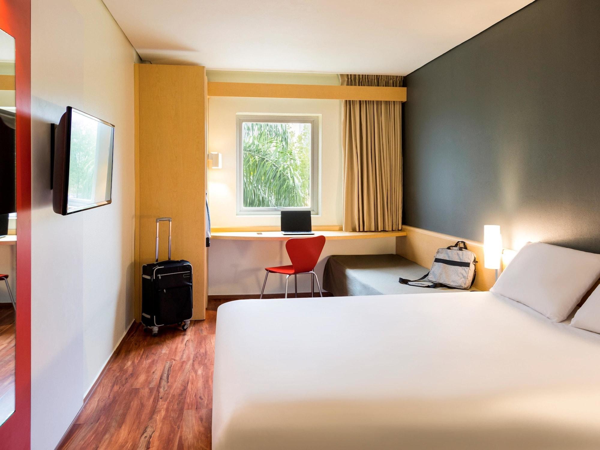 Ibis Monterrey Valle San Pedro Garza Garcia Ngoại thất bức ảnh