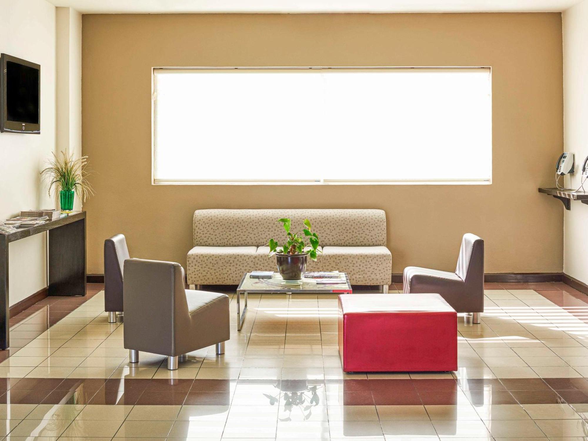 Ibis Monterrey Valle San Pedro Garza Garcia Ngoại thất bức ảnh