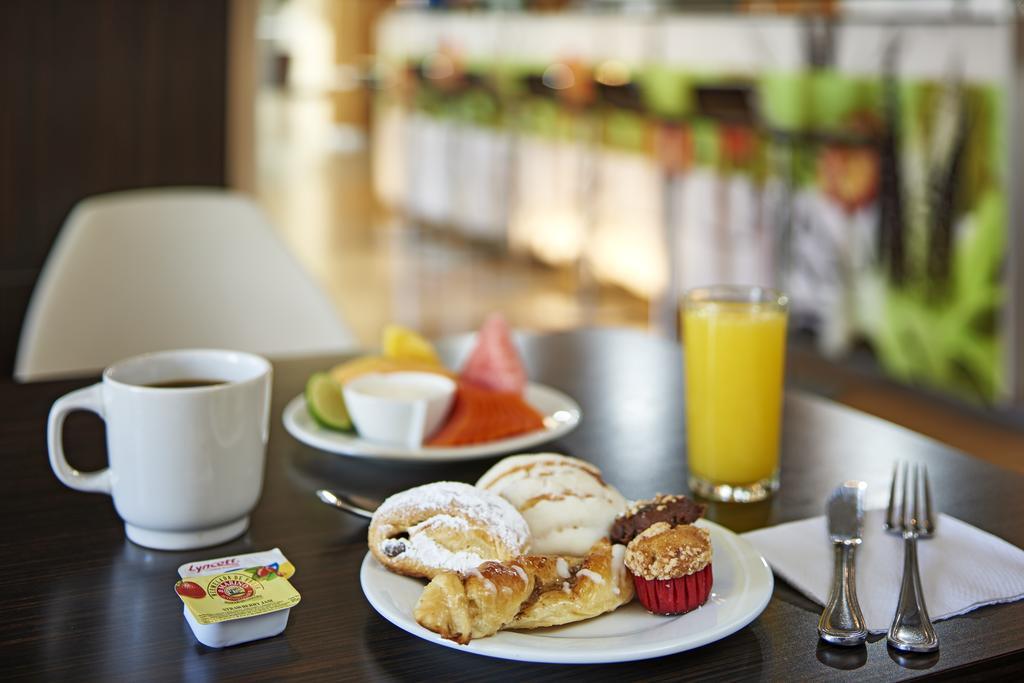 Ibis Monterrey Valle San Pedro Garza Garcia Ngoại thất bức ảnh