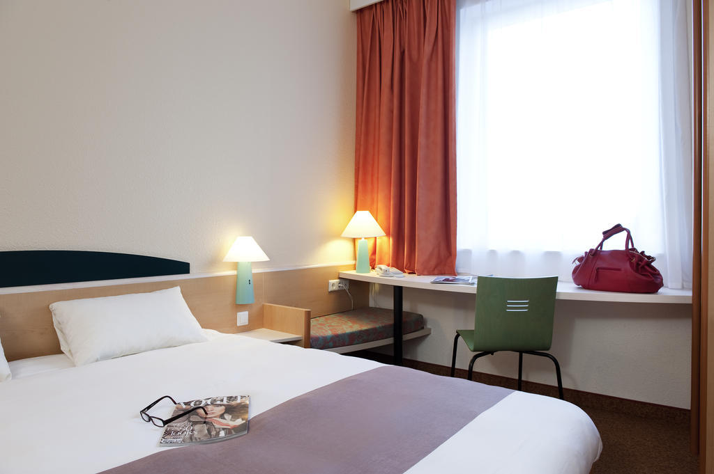 Ibis Monterrey Valle San Pedro Garza Garcia Phòng bức ảnh