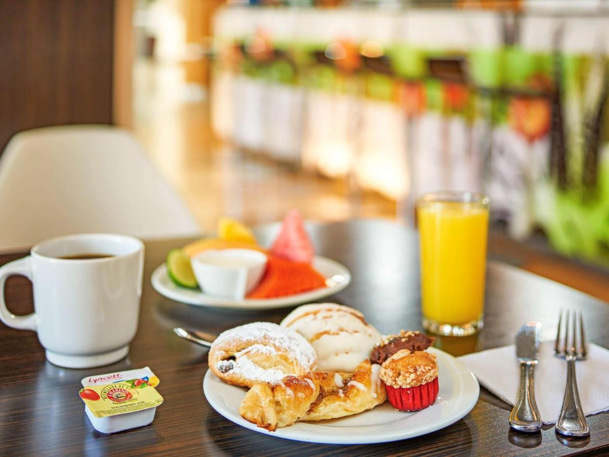 Ibis Monterrey Valle San Pedro Garza Garcia Ngoại thất bức ảnh